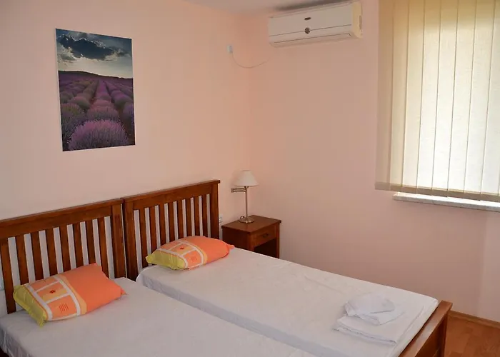 Single Private In Marina View Fort Beach Apartamento Sveti Vlas