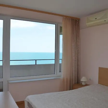 Single Private In Marina View Fort Beach Appartamento Sveti Vlas