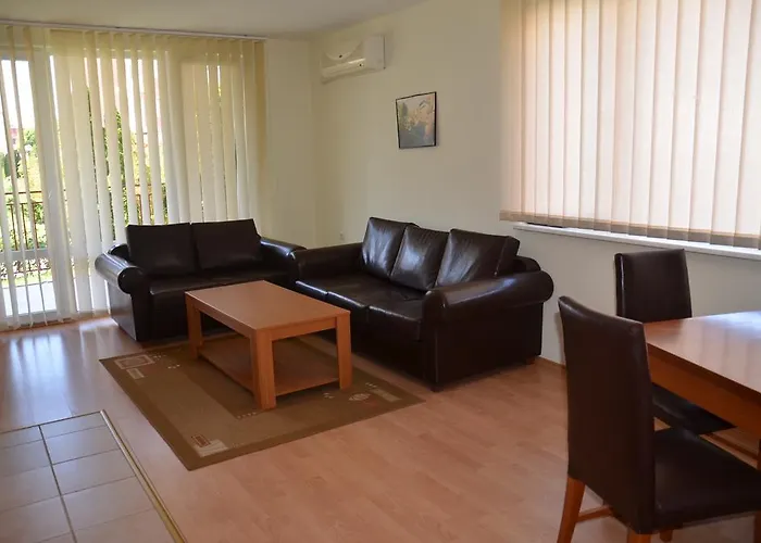 Single Private In Marina View Fort Beach Apartment